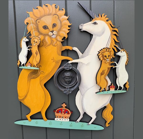 Medium Lion & Unicorn